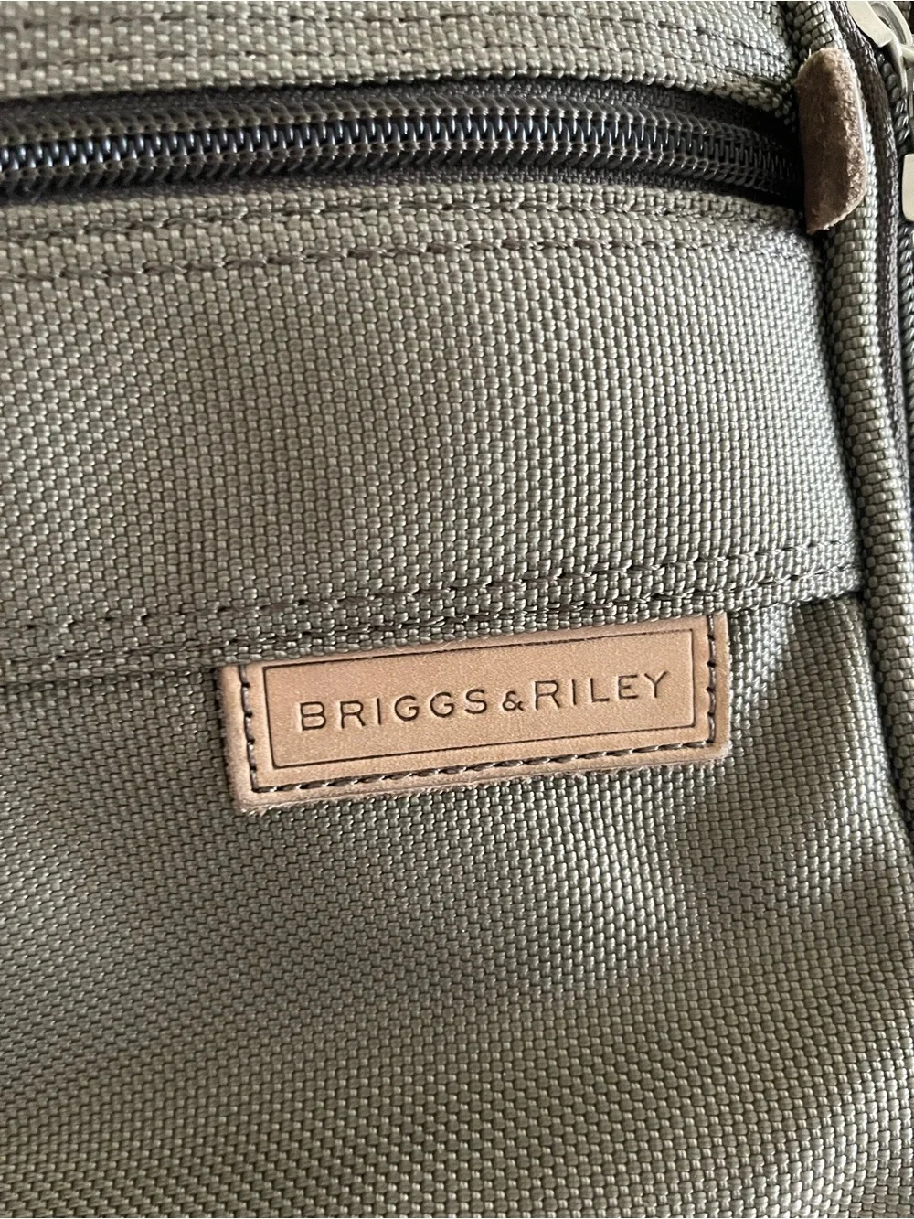 Briggs & Riley Olive Men's Travel Bag